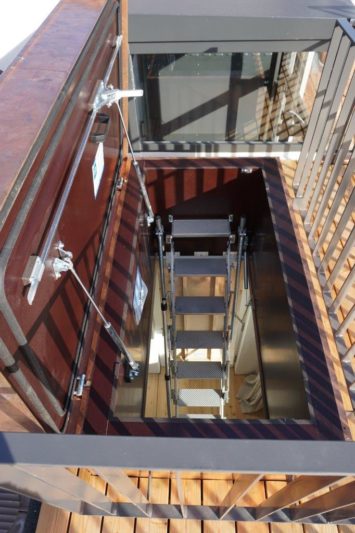 Zeitweilen werden Flachdachausstieg aus zur Erschliessung von Dachterrassen verwendet. Wir empfehlen aber einen Terrassenausstieg.