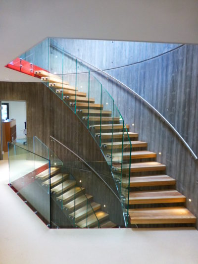 Die modernste Treppe ist in einem öffentlichen Gebäude verbaut.